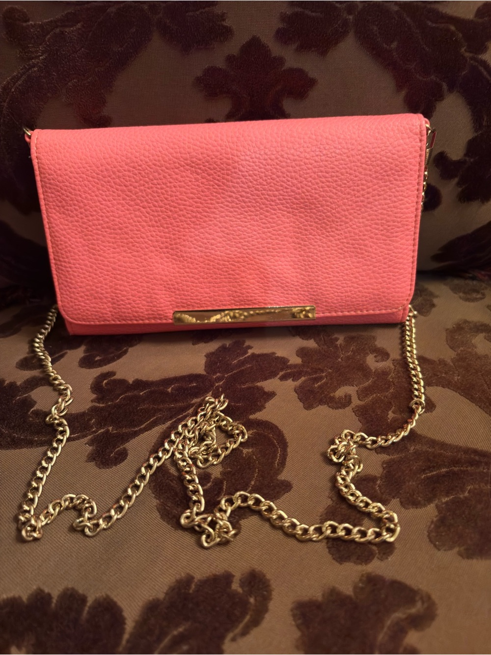 Pink Chain-Handle Women’s Crossbody Clutch
